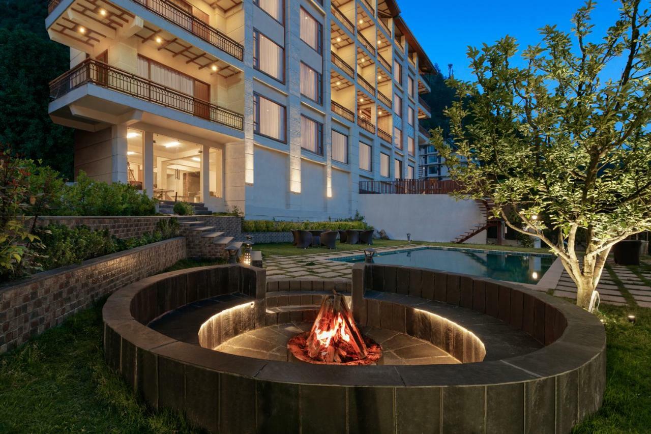 Alokik Resort- Pure Veg Manāli Dış mekan fotoğraf