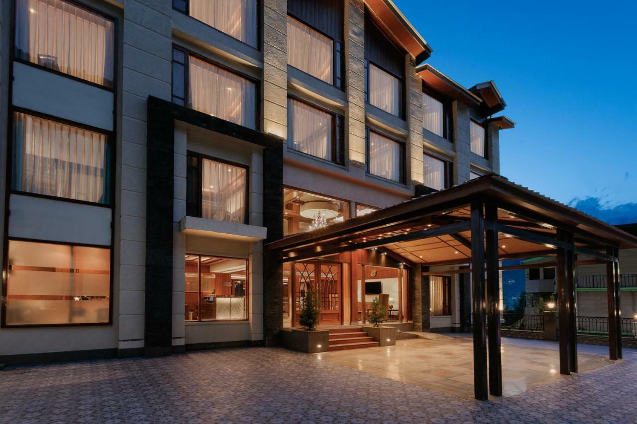 Alokik Resort- Pure Veg Manāli Dış mekan fotoğraf