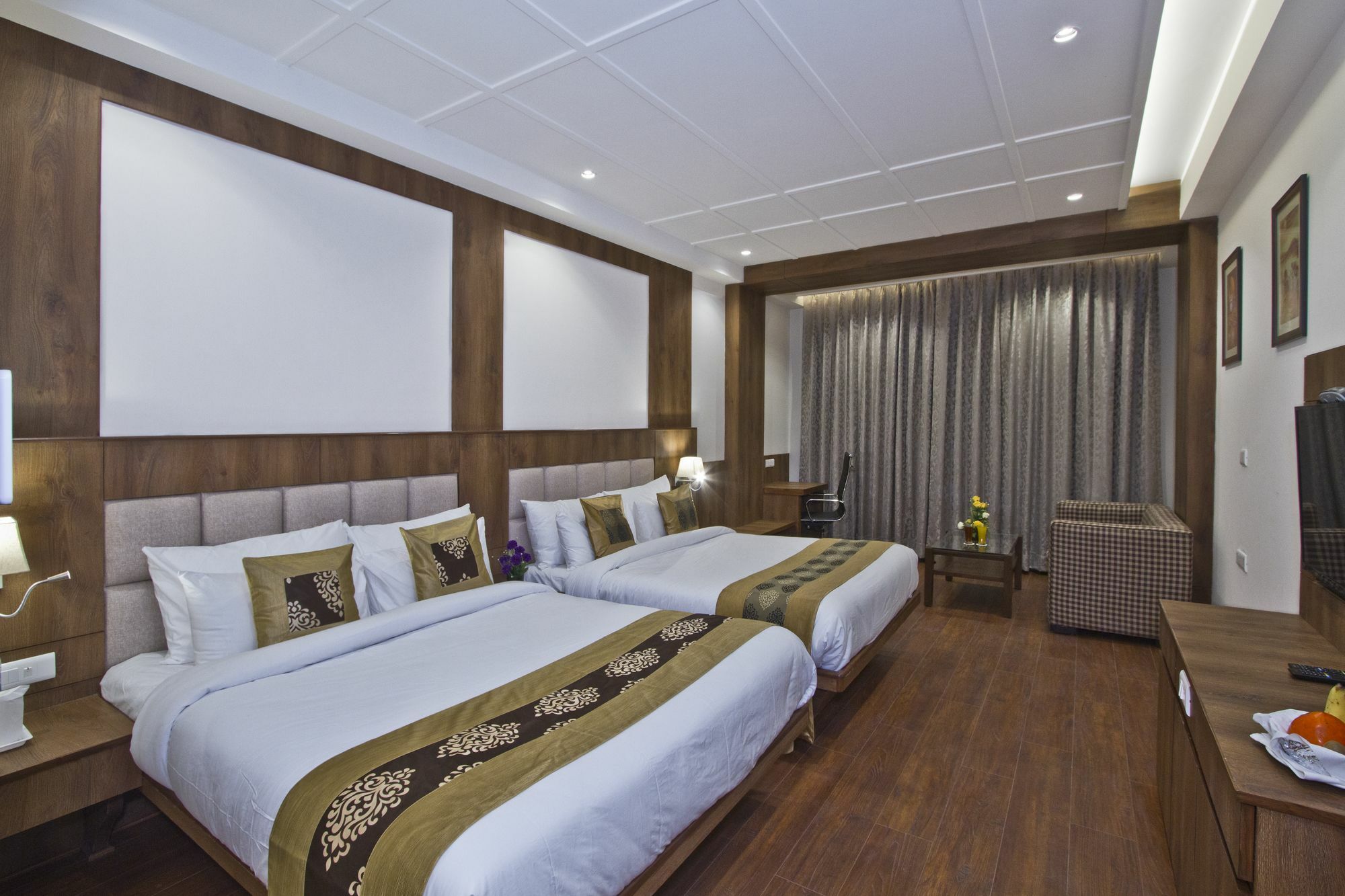 Alokik Resort- Pure Veg Manāli Dış mekan fotoğraf